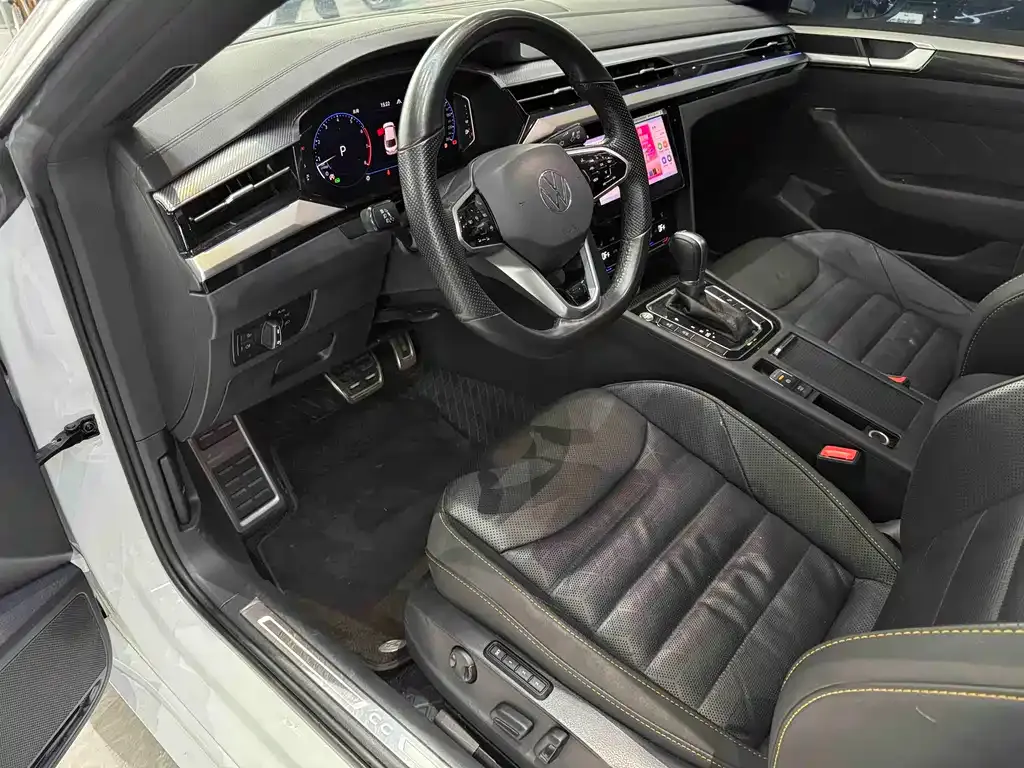 Volkswagen CC 2024 из CN, фото 10