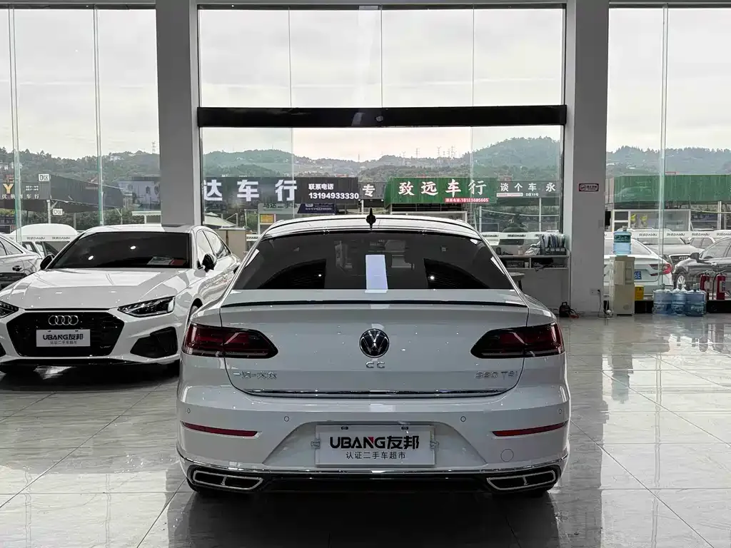 Volkswagen CC 2024 из CN, фото 2