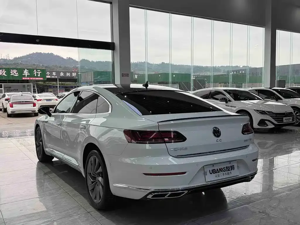Volkswagen CC 2024 из CN, фото 4