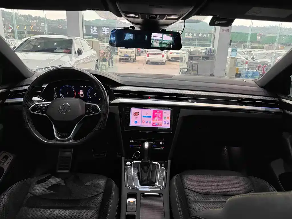 Volkswagen CC 2024 из CN, фото 5