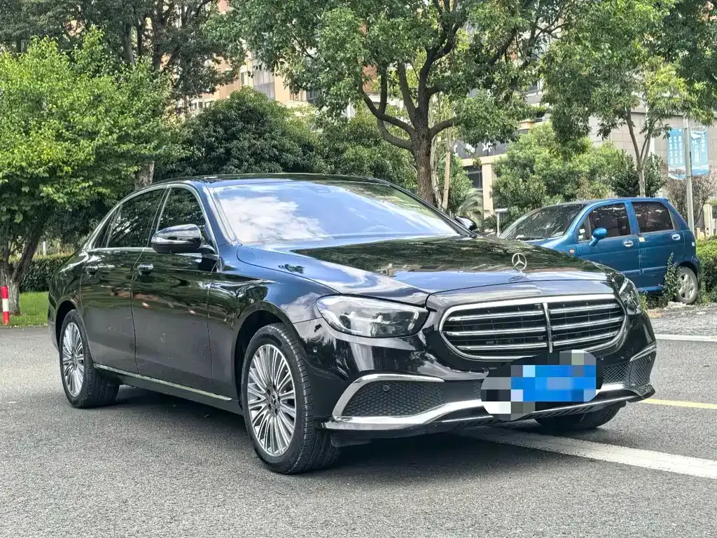 Mercedes-Benz E-Class 2023 из CN, фото 8