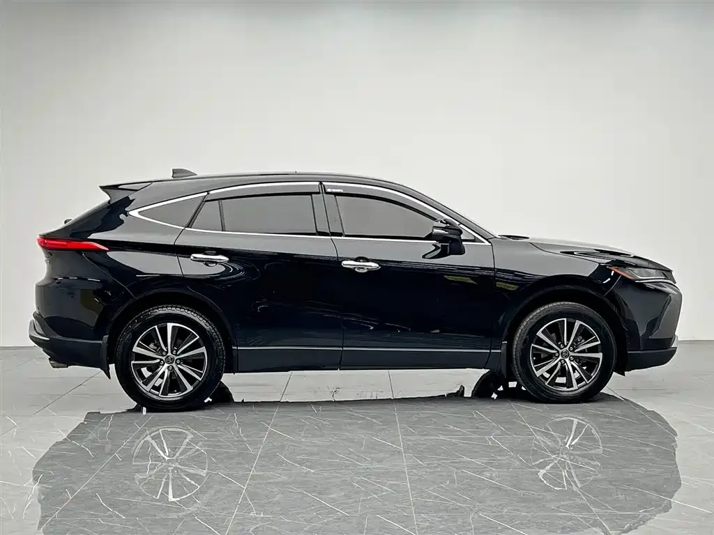 Toyota Harrier 2022 из CN, фото 7