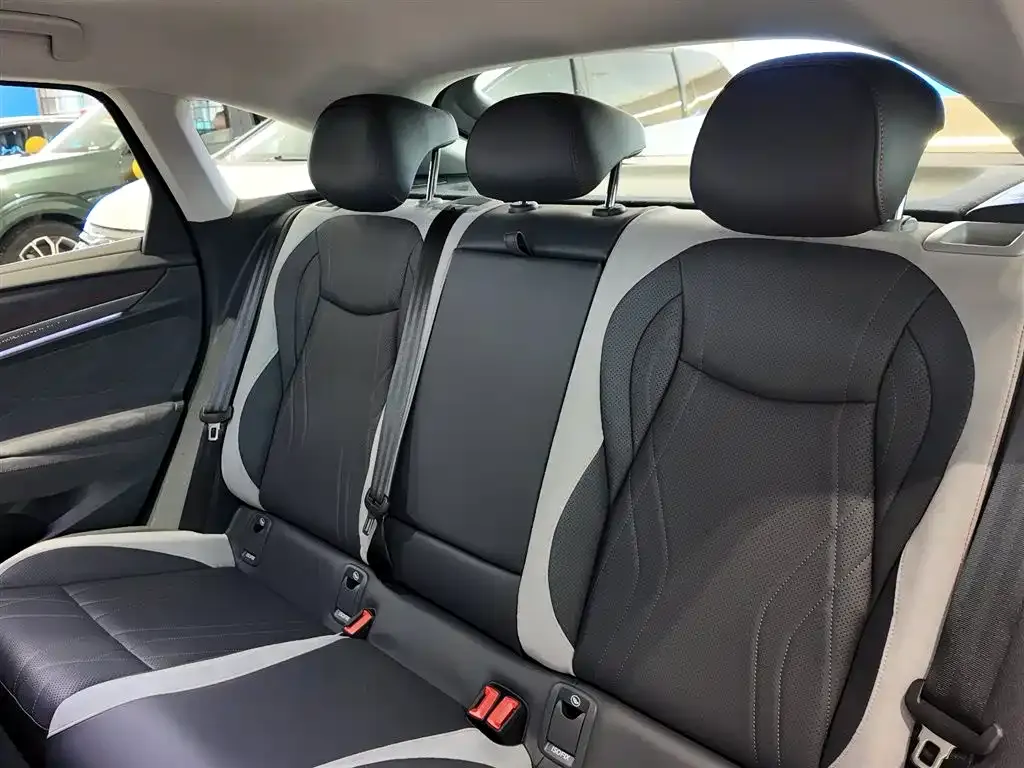 Volkswagen ID.7 VIZZION 2025 из CN, фото 8