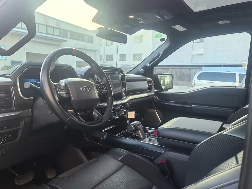 Ford F-150 Raptor 2023 из CN, фото 2