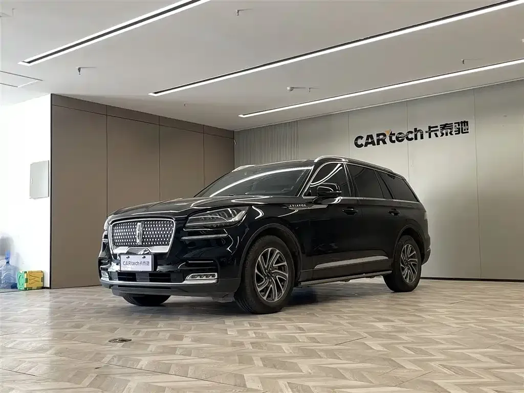 Lincoln Aviator 2024 из CN, фото 1