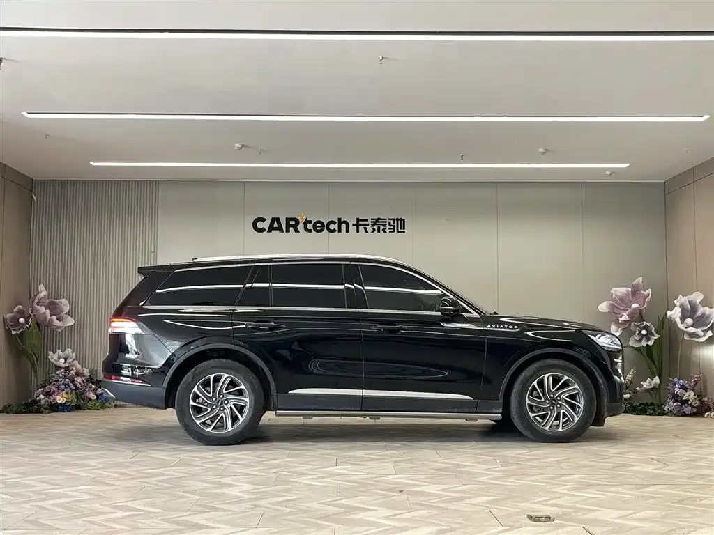 Lincoln Aviator 2024 из CN, фото 8