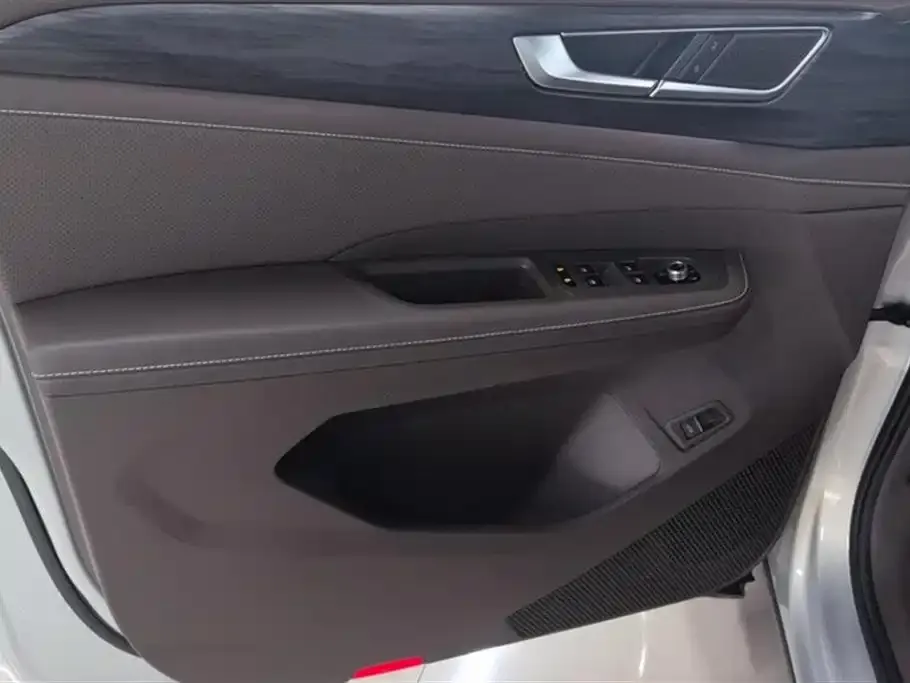 Volkswagen Viloran 2023 из CN, фото 4