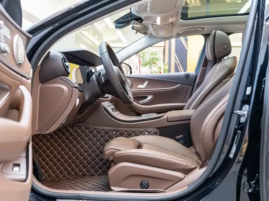 Mercedes-Benz E-Class 2023 из CN, фото 10