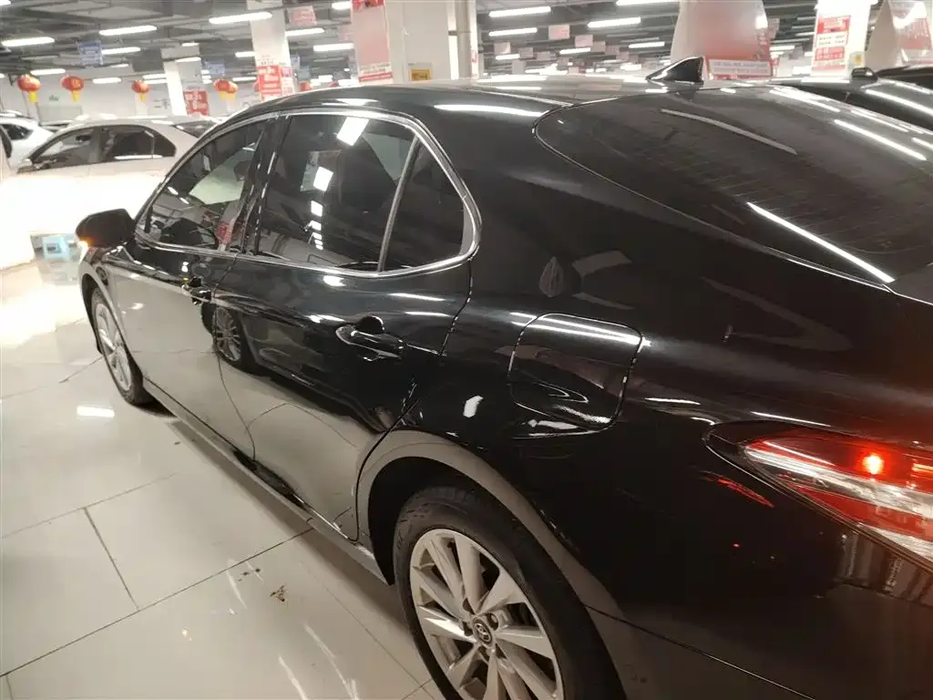 Toyota Camry 2023 из CN, фото 7