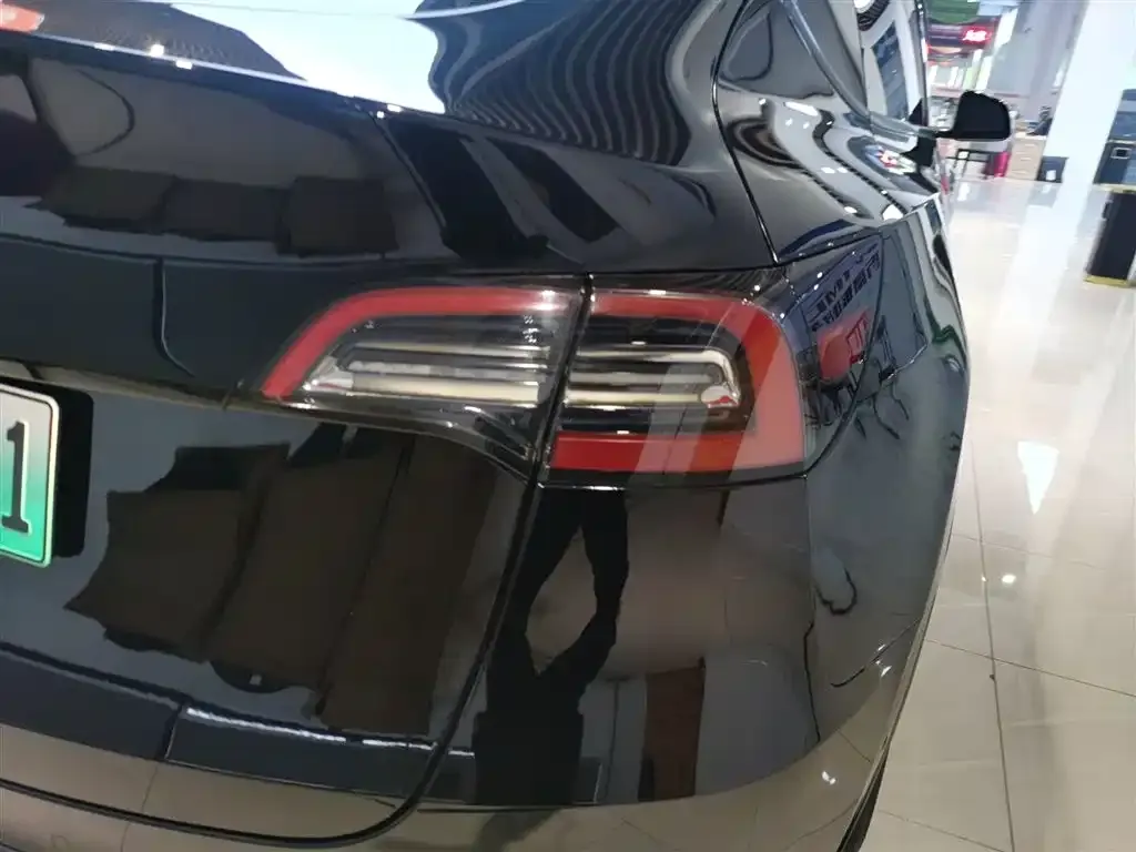 Tesla Model Y 2022 из CN, фото 8
