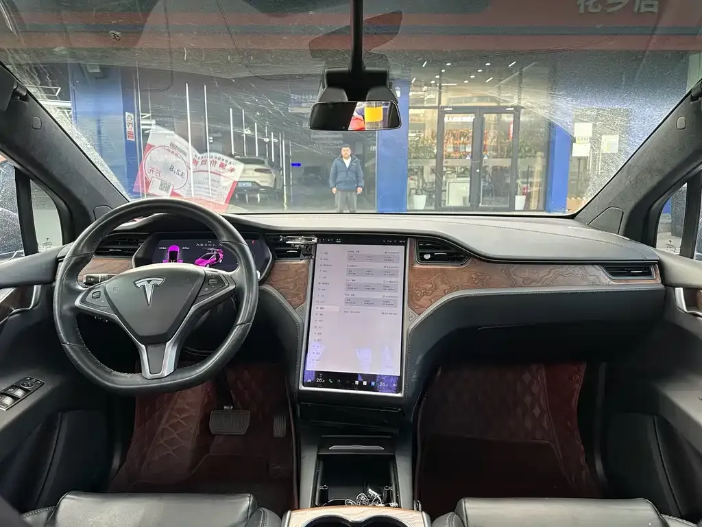 Tesla Model X 2021 из CN, фото 10