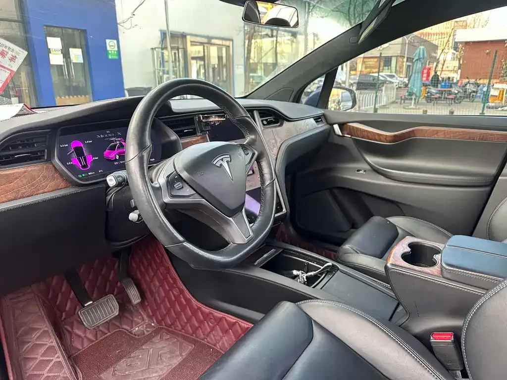 Tesla Model X 2021 из CN, фото 7