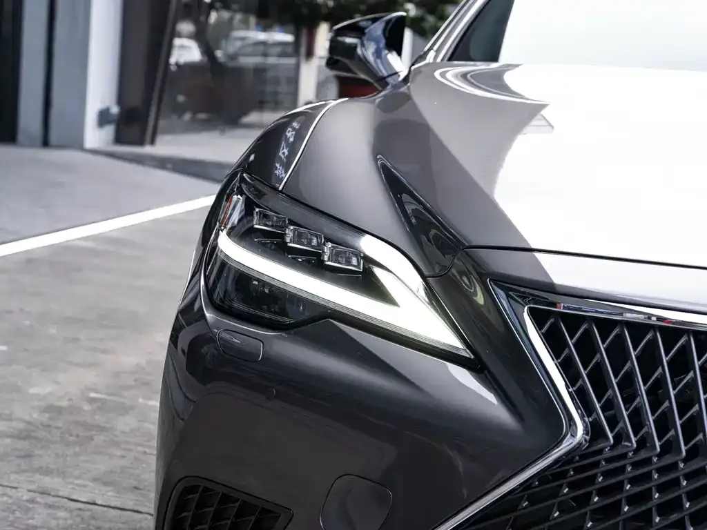 Lexus LS 2025 из CN, фото 6
