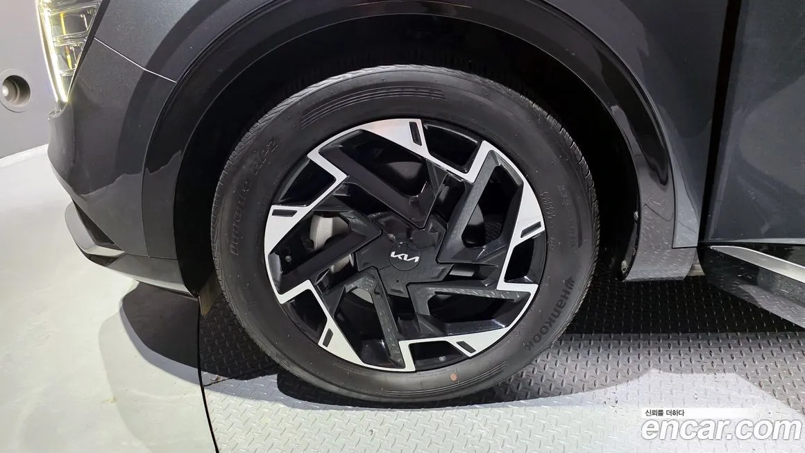 Kia Sportage — фото 9