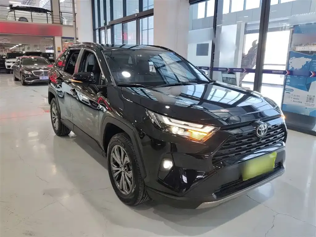 Toyota RAV4 2025 из CN, фото 4