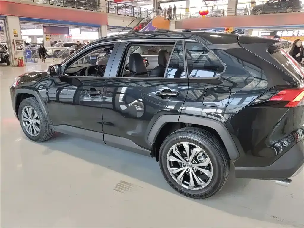 Toyota RAV4 2025 из CN, фото 10