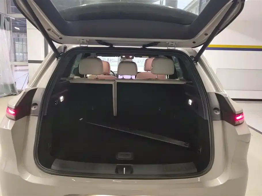 Li Auto L6 2024 из CN, фото 4
