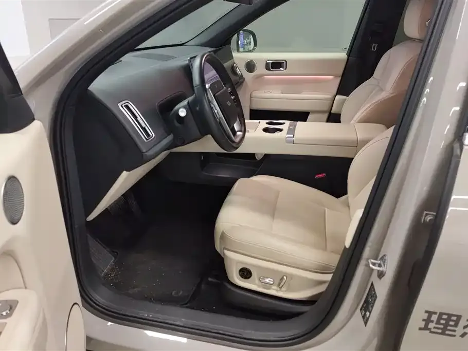 Li Auto L6 2024 из CN, фото 10