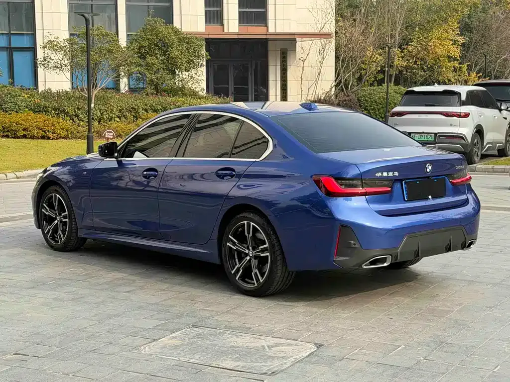 BMW 3 Series 2023 из CN, фото 4