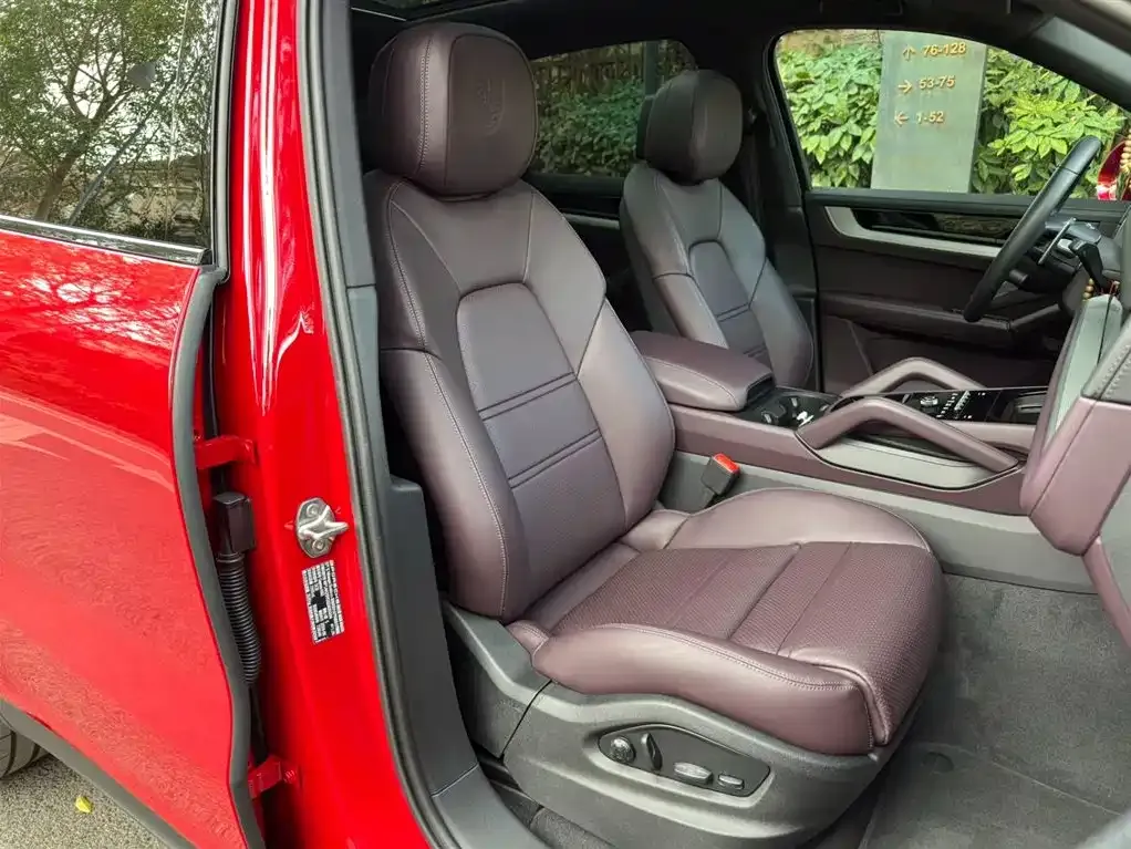 Porsche Cayenne 2025 из CN, фото 3