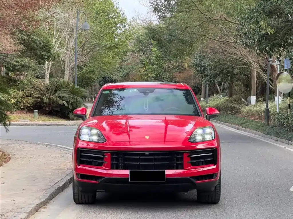 Porsche Cayenne 2025 из CN, фото 6