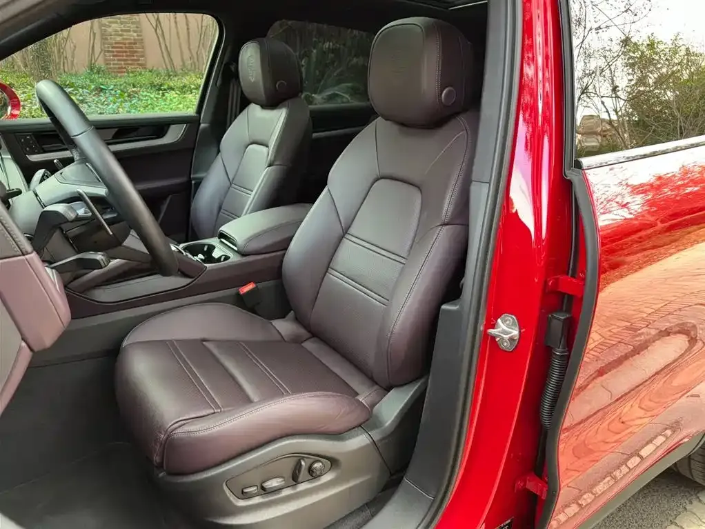 Porsche Cayenne 2025 из CN, фото 2