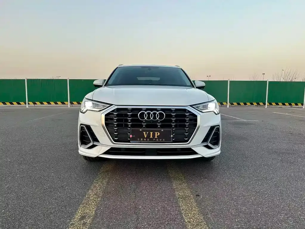 Audi Q3 2022 из CN, фото 4