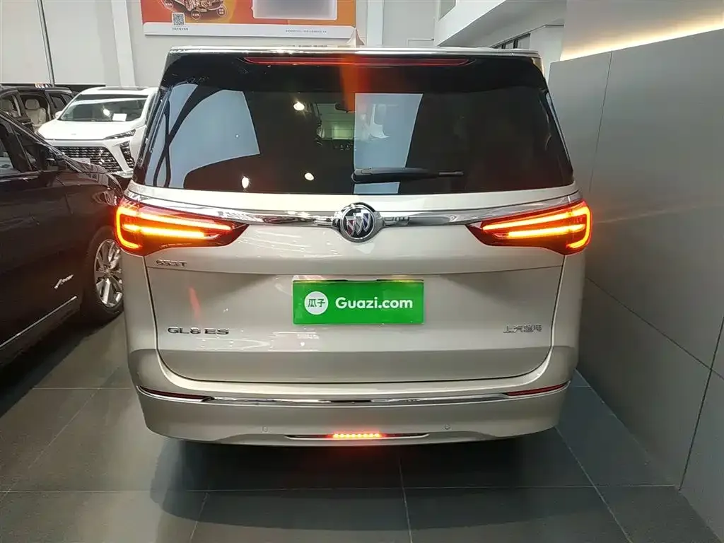 Buick GL8 2021 из CN, фото 8