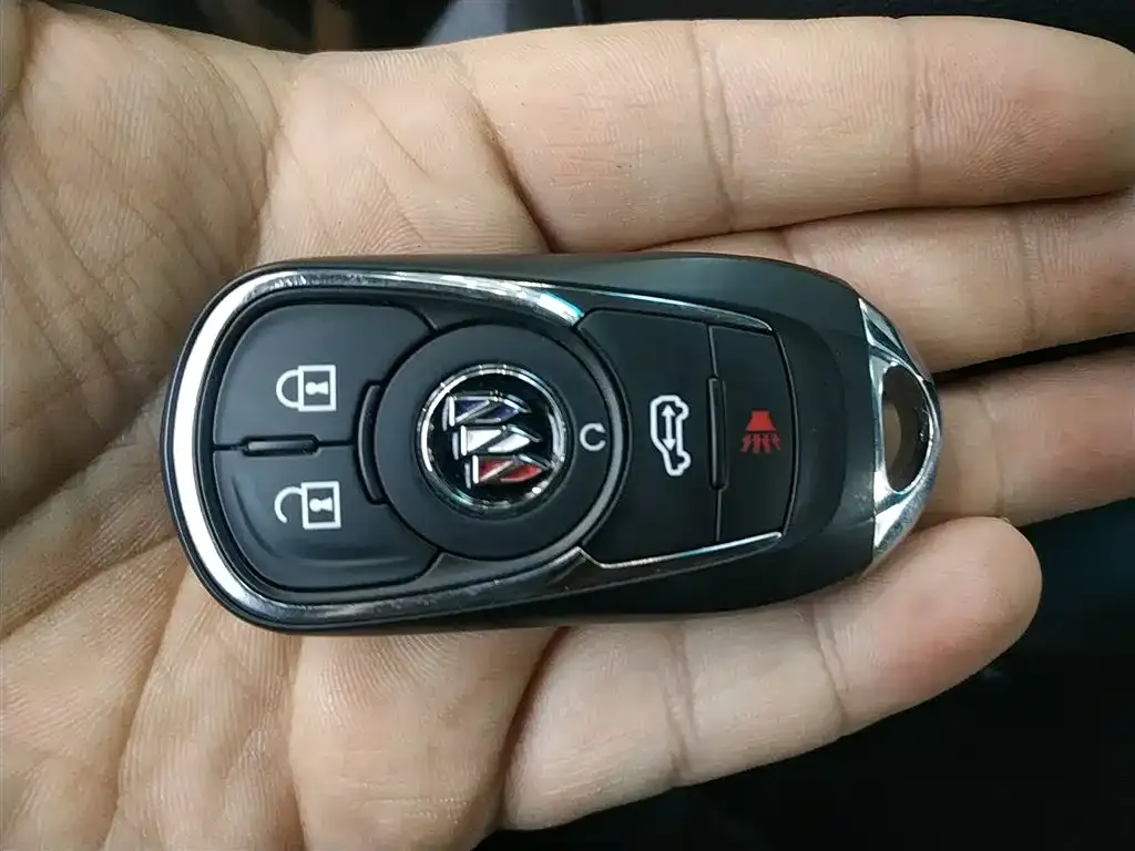 Buick GL8 2021 из CN, фото 6