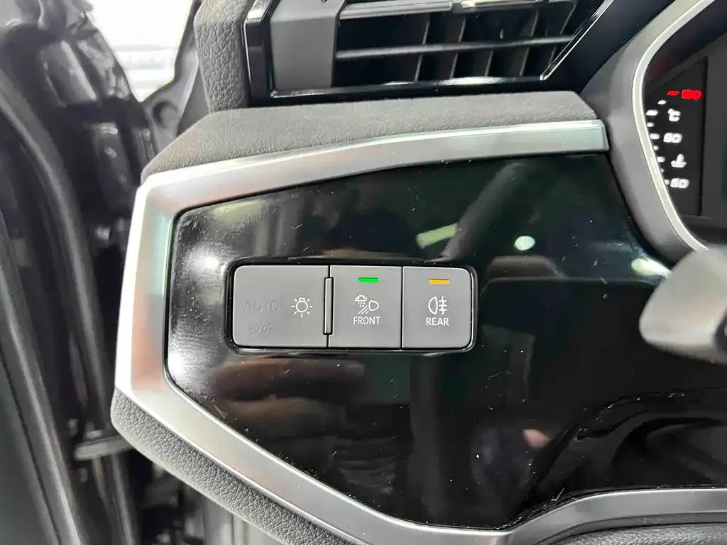 Audi Q3 Sportback 2021 из CN, фото 9