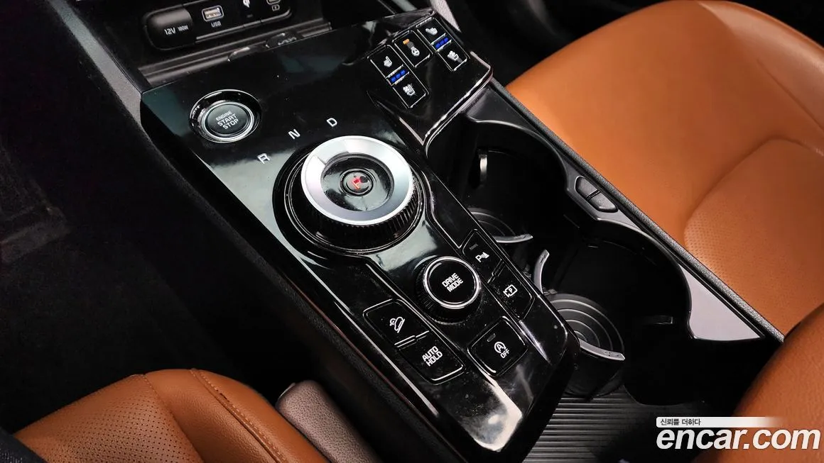 Kia Sportage — фото 8