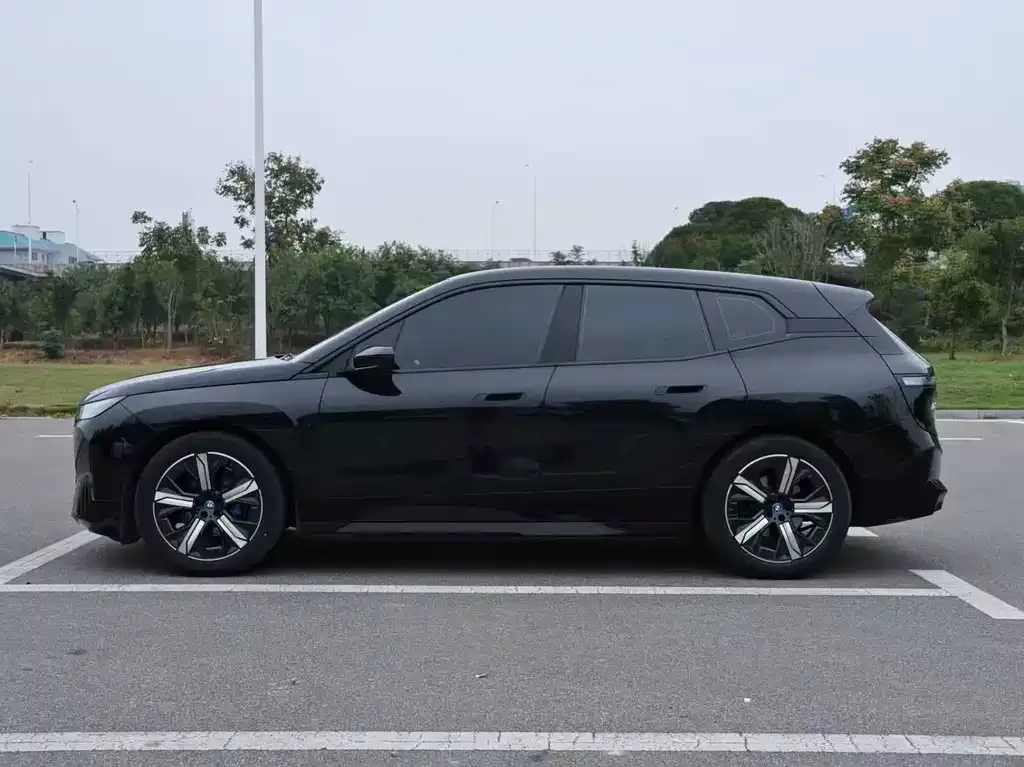 BMW iX 2022 из CN, фото 4