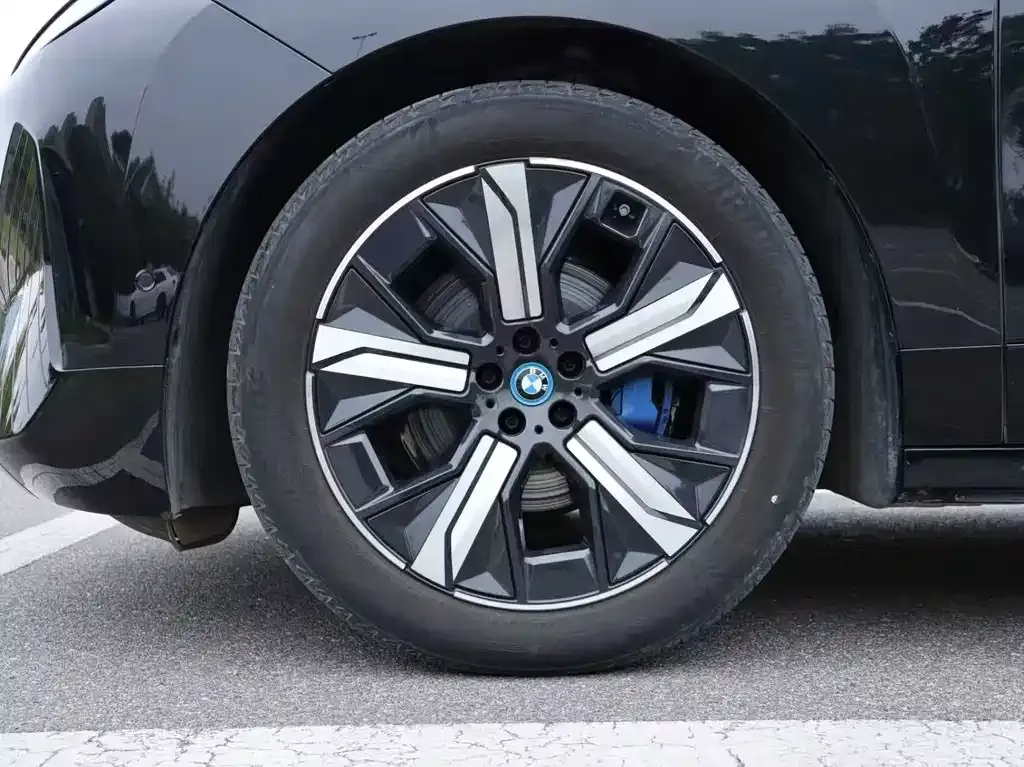 BMW iX 2022 из CN, фото 7