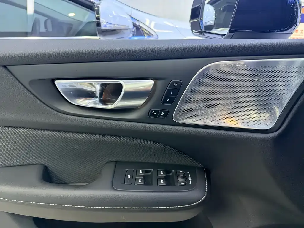 Volvo V60 2024 из CN, фото 10