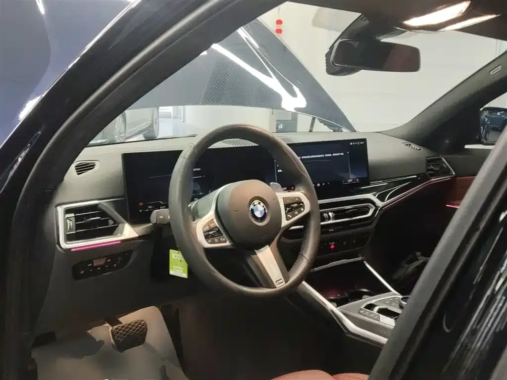 BMW 3 Series 2024 из CN, фото 3