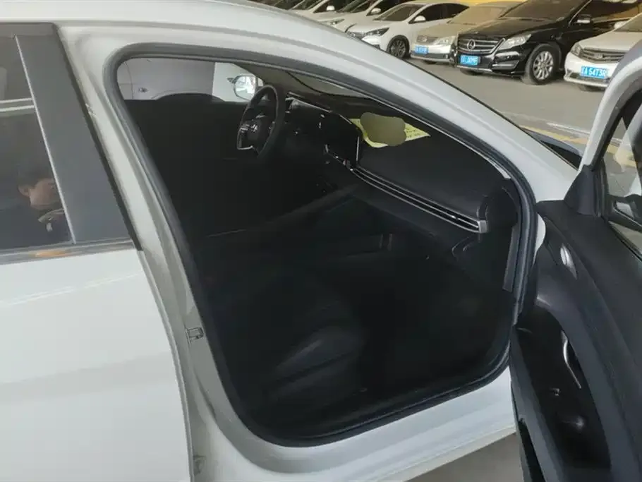 Hyundai Elantra 2021 из CN, фото 10
