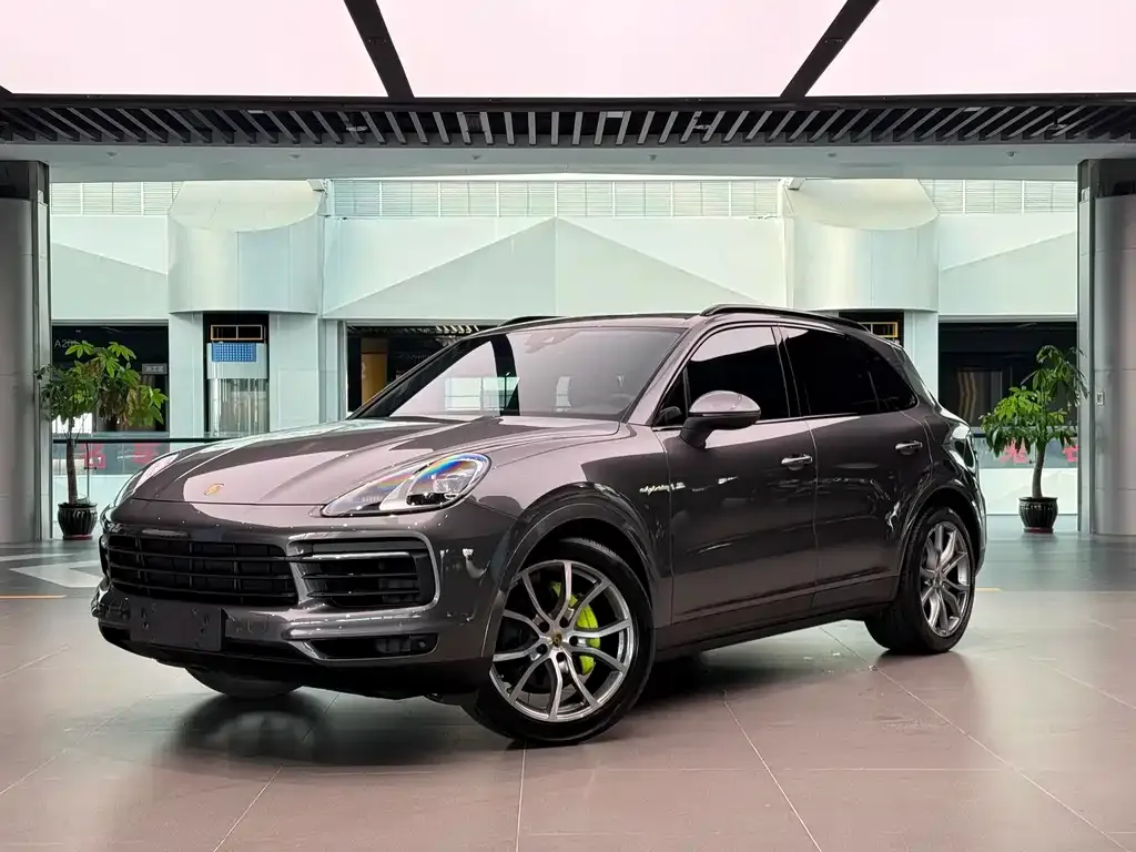 Porsche Cayenne Hybrid 2022 из CN, фото 1