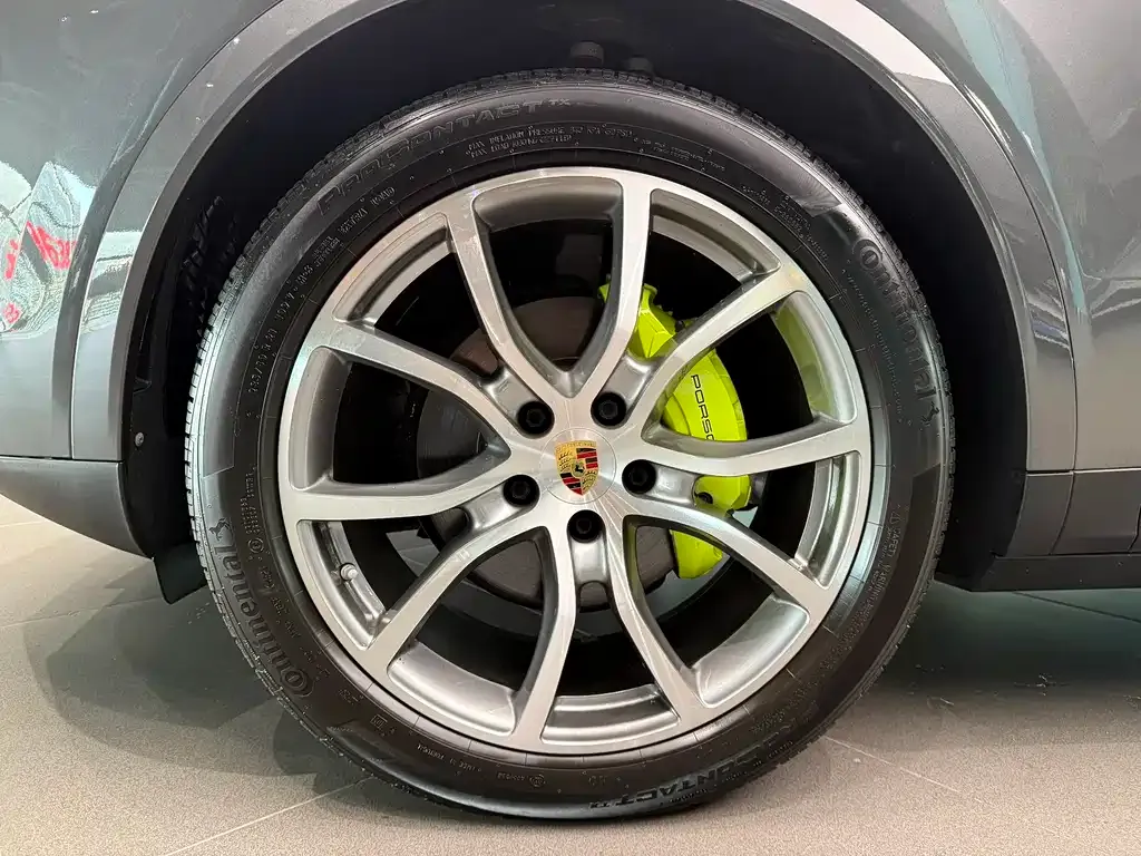 Porsche Cayenne Hybrid 2022 из CN, фото 4
