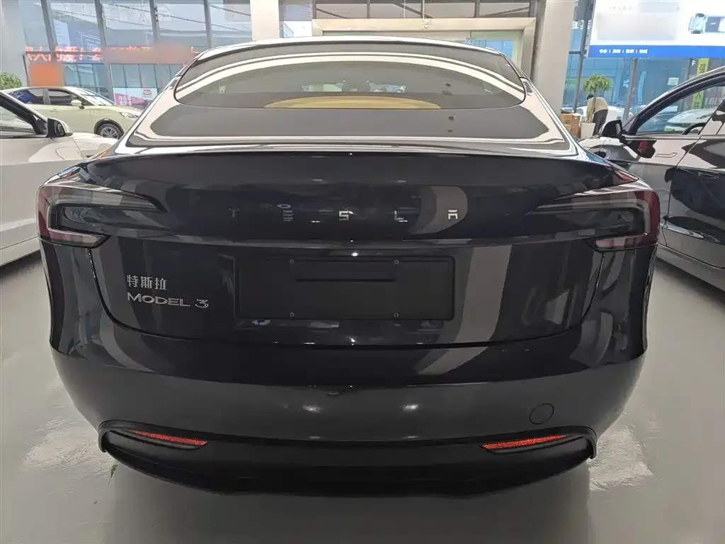 Tesla Model 3 2025 из CN, фото 6
