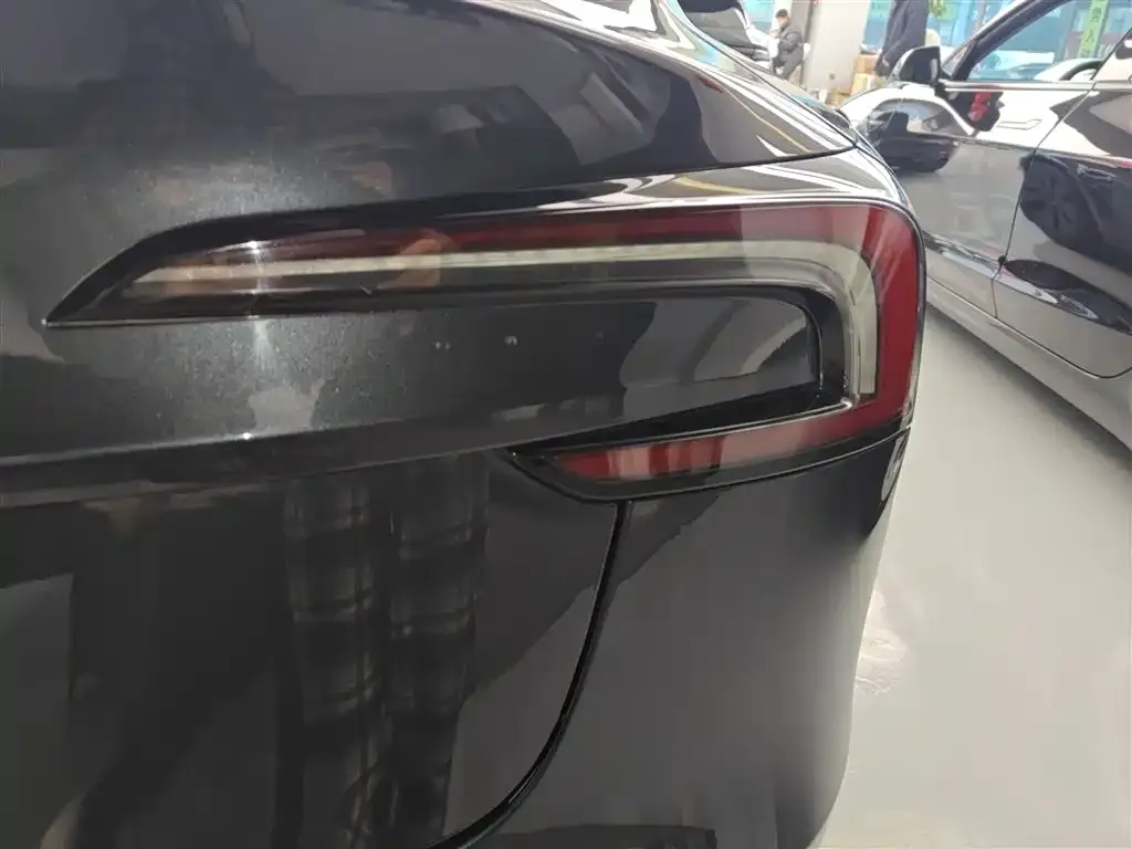 Tesla Model 3 2025 из CN, фото 2