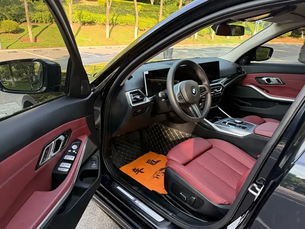 BMW 3 Series 2023 из CN, фото 6