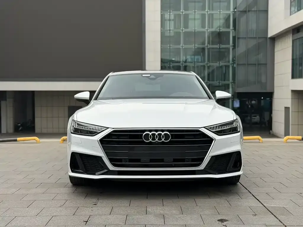 Audi A7 2021 из CN, фото 4