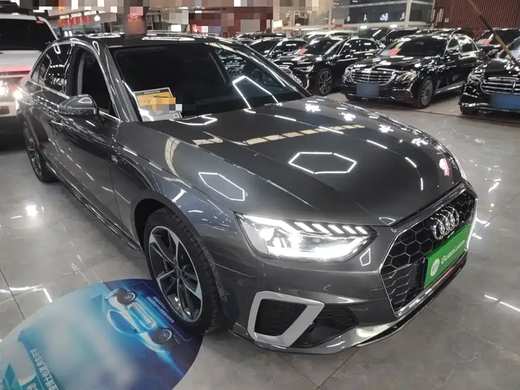 Audi A4L 2023 из CN, фото 9
