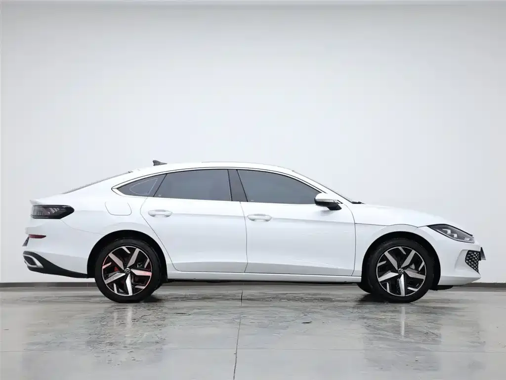 Volkswagen Lamando 2024 из CN, фото 6