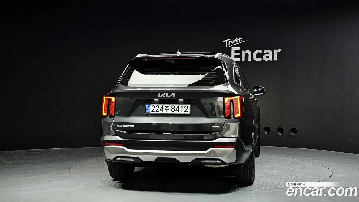 Kia Sorento — фото 4
