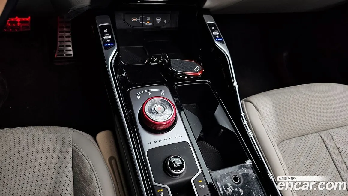 Kia Sorento — фото 9