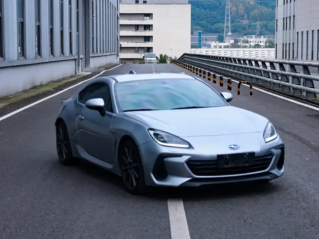 Subaru BRZ 2022 из CN, фото 1