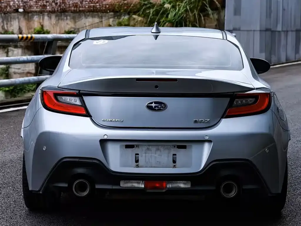 Subaru BRZ 2022 из CN, фото 6