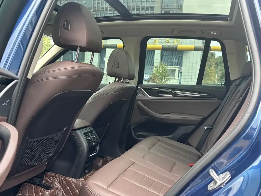 BMW X3 2021 из CN, фото 8