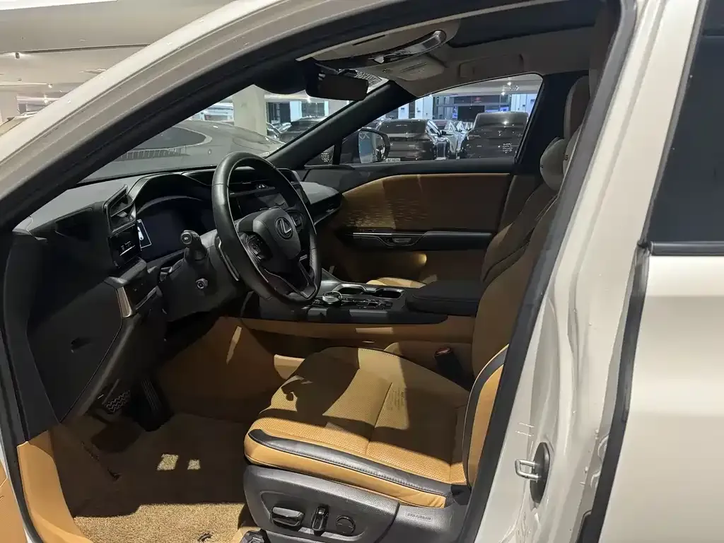 Lexus RZ 2023 из CN, фото 3